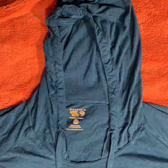 Mountain HardWear Shirt blue w/hood long sleeve SZ Large - Picture 2 of 6